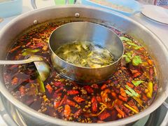 -蛙两只美蛙鱼头火锅(恒茂店)