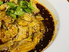 -万重锦·人文川菜馆(骡马市店)