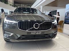 -杭州中沃沃尔沃4S店(滨江区店)