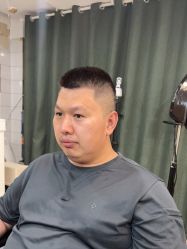 -韦恩先生Barbershop英式男士理发馆