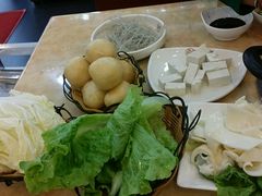 -新招鲜本地鸡窝(平凉路店)
