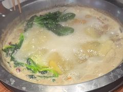 -佬土鹅肠火锅(解放路店)