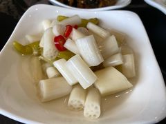 酸辣藕条-亭下湖饭店(康岭店)
