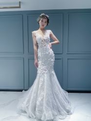 点击看大图 -GRACE KELLY婚纱与礼服(北京店)