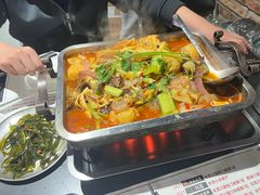 -后街佬·炭火鲜鱼杂(南城店)