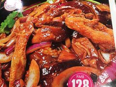 -胡须佬鸡煲四季火锅店(石厦西村直营店)