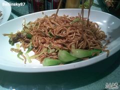 牛肉伊面（大份）-28米-打酱友•斑鱼海鲜粥火锅(吴桥店)