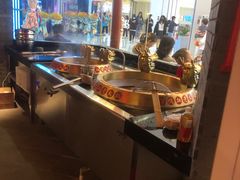 -谭鸭血老火锅(万象九宜城店)