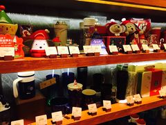 零售区-星巴克臻选(南京艾尚天地店)