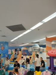 -孩子王(世茂国际广场店)