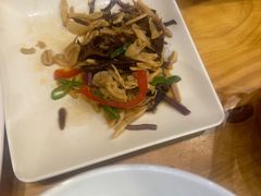 -小厨子私房菜·云南美食店