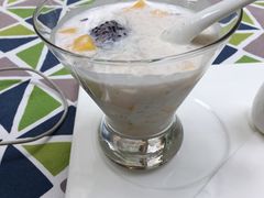 -燕庭·纯燕窝·甜品下午茶(南京西路店)