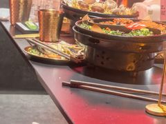 -何师烧烤Pro ·江湖川菜·小龙虾·精酿啤酒(太古里旗舰店)