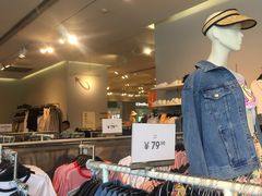 -H&M(来又来时尚购物广场店)