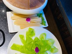 -山城鼎重庆老火锅(西安钟楼店)