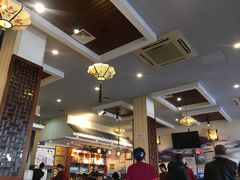 大堂-华盛园卷子王农家菜水库鱼