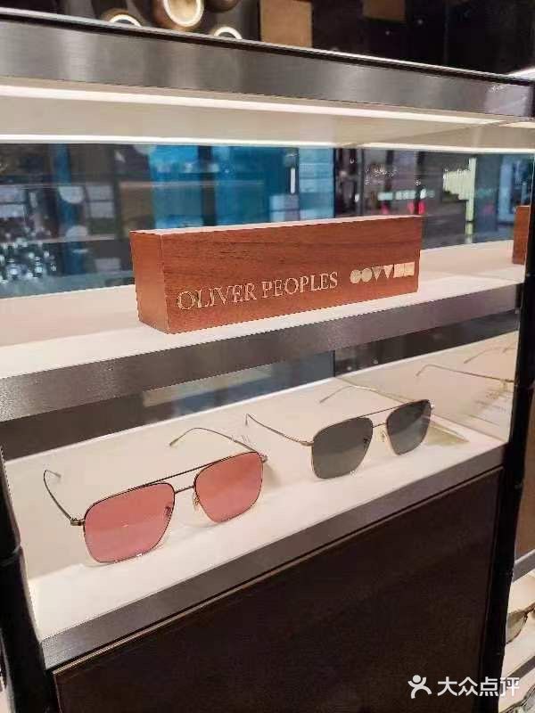 LensCrafters亮视点·OAKLEY精选(静安嘉里中心店)图片