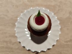 -VERIE BAKEHOUSE