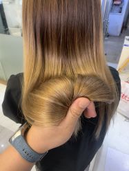 -镁连社·美联社