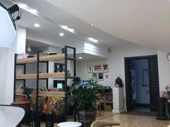 -花儿照相馆·最美证件照(红旗街万达店)