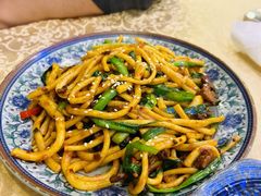 -维吾尔餐厅(宜山路店)