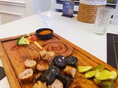 -圣彼得堡观江俄餐厅(中央大街黑金冠店)