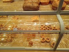 -好利来(八角店)