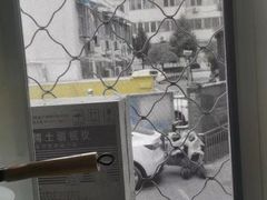 -伟瑞门窗换纱窗窗户维修玻璃维修(海淀店)