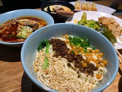 -芙蓉巷成都名小吃(大卫城店)