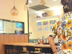 -小杨生煎(金山百联购物中心3楼店)