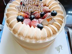 草莓遇见桃子-逸绮瑶澜Miss Mousse Cake蛋糕(三里屯SOHO店)