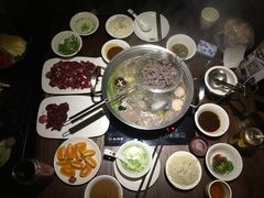 -牛焱·贵州黄牛肉火锅(城西银泰店)