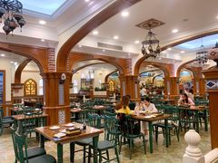 大堂-清真·玛丽亚新疆菜主题餐厅(浙江中路店)