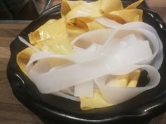 豆皮粉皮-呷哺呷哺(新世界百货望京店)