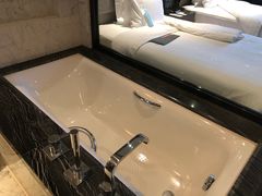 -重庆富力艾美酒店