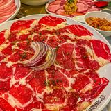 谁能够拒绝滋滋冒油的五花肉呢？！