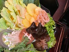 -井格重庆火锅(西直门凯德Mall店)