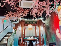 -荷塘秋月·本帮江浙菜(国权路店)