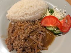 日式姜汁牛肉饭-Lia Cafe Bar Restaurant松山咖啡屋