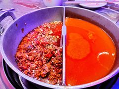 -热火朝天鲜切牛肉火锅(南强街巷店)