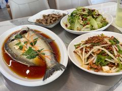 -丹水桥地锅鱼·翘嘴鲌·地方特色全鱼宴(丹江口大坝店)