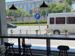 -雨丝书店(综合商业楼店)