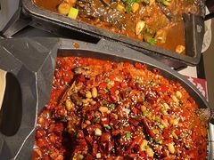 -江边城外烤全鱼(世茂广场店)