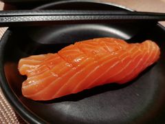 三文鱼寿司（1枚）-昊·来了寿司(泡桐树店)