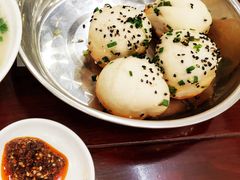 生煎馒头-三两春(浦三路店)