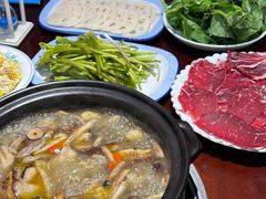 -菌之家·专业纯野生菌火锅·特色炒菌