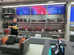 -ROG玩家国度(烟台众诚店)