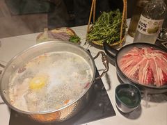 -椰子湾·海南火锅·糟粕醋·椰子鸡(正大广场店)