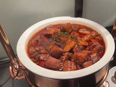 -牛YO寿喜烧·铁板烧和牛火锅自助(市府恒隆店)