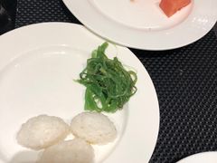 -圣丰索菲特·2 On 988 Café 自助餐厅